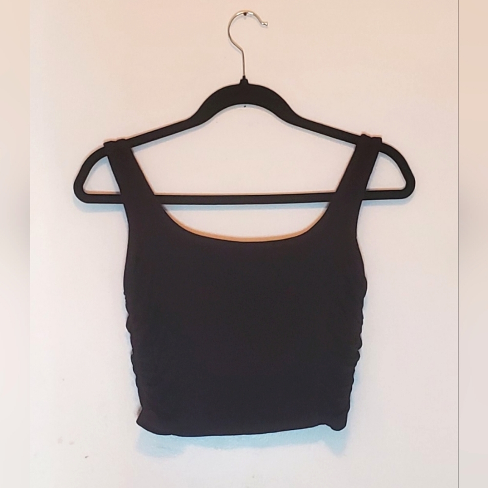 Cropped tank top with ruched sides